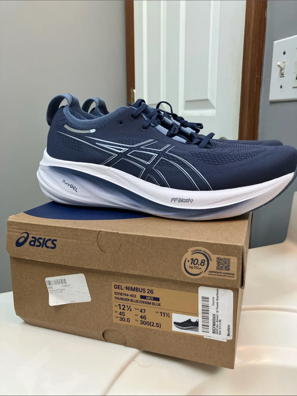 ASICS Men's Athletic Shoes Brand New Size 12.5 Medium (Retail $160) - Picture 4 of 6